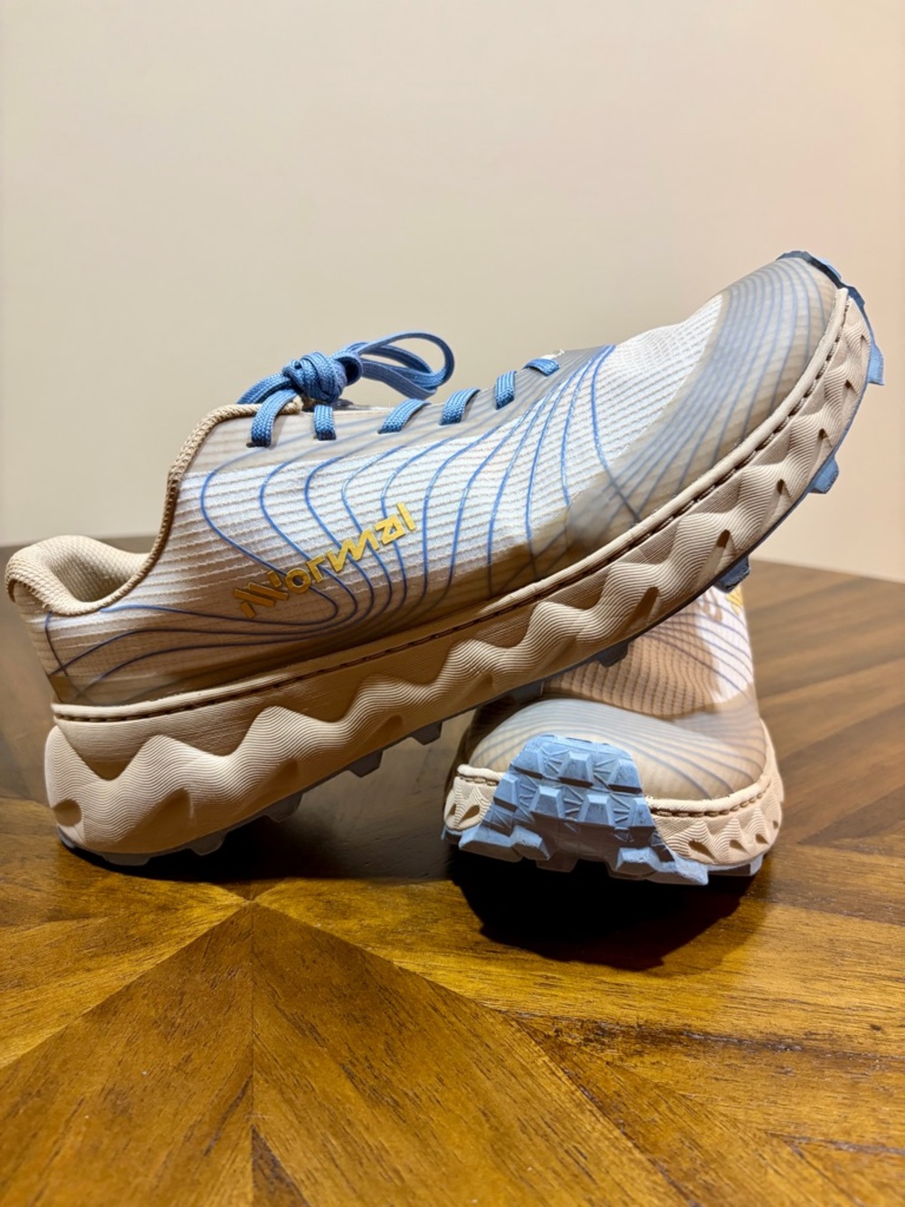 NNormal Tomir Trail Running Shoes - Unisex M9/W10.5 - Low Miles - Vibram